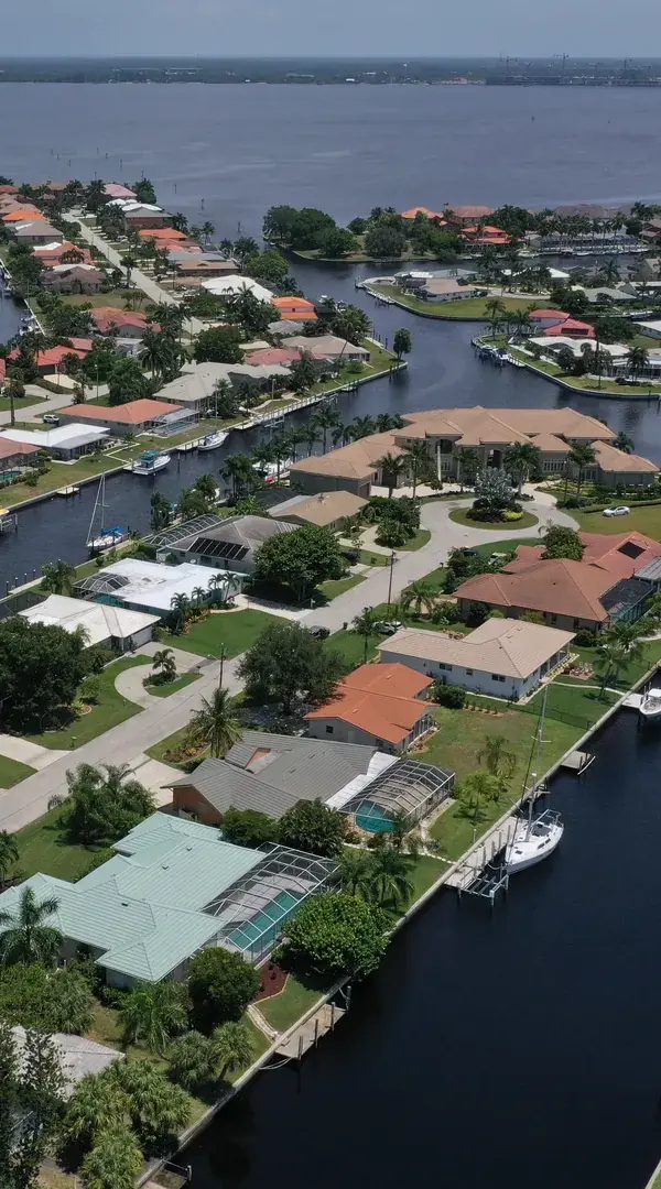 Charlotte County Waterfront Homes - Port Charlotte & Punta Gorda FL